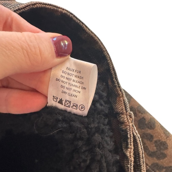 SUPERDOWN Revolve Cici snap front jacket Removable Fur Collar Denim Heavy Small - Picture 11 of 16